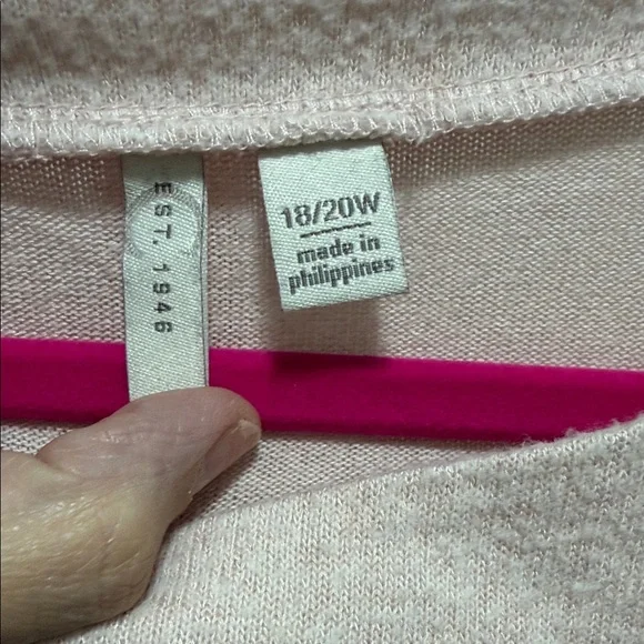 Elegant Light Pink Button-Accent Sweatshirt - Picture 2 of 5